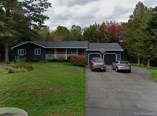 19 Cliff St, Quispamsis, NB E2G1Y4