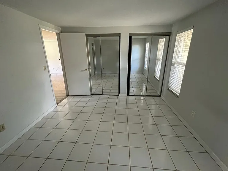 2909 Cedaridge Dr — Photo 12