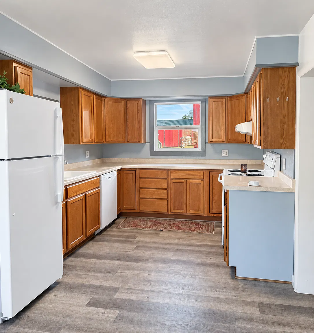 3 bed, 952 sqft, $2,000 — Photo 3