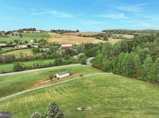 Arnold Rd, Glenville, PA 17329