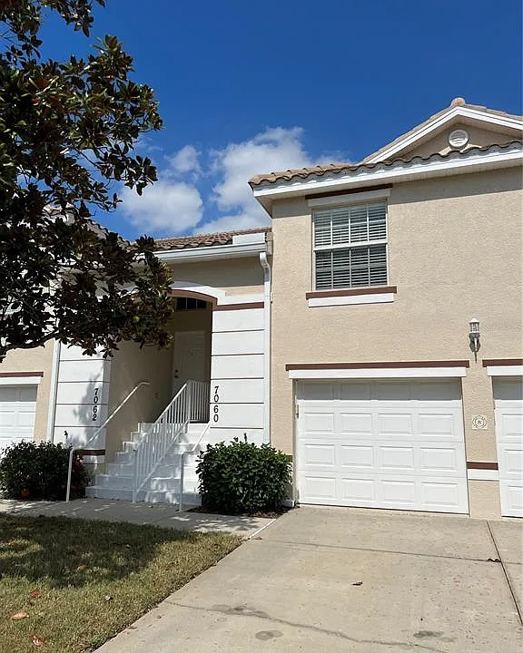 7060 Strand Cir #7060