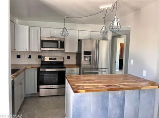9343 E Old Spanish Trl, Tucson, AZ 85710