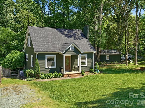 2nd image of 7131 Dorn Cir