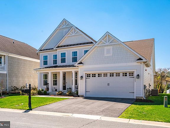 3rd image of 12395 Hidden Bay Dr