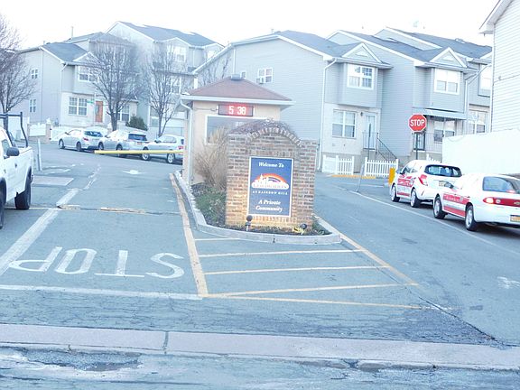 2nd image of 372 Skyline Dr