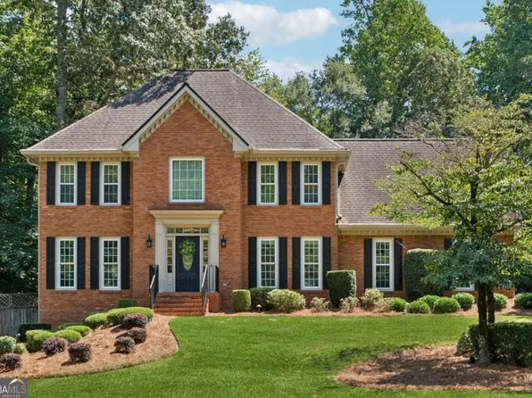 9885 Twingate Dr, Johns Creek, GA 30022