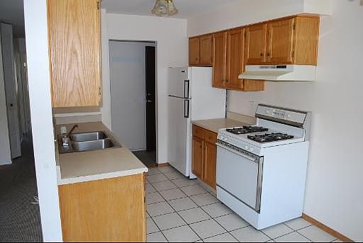 2nd image of 8641 W Foster Ave APT 1W