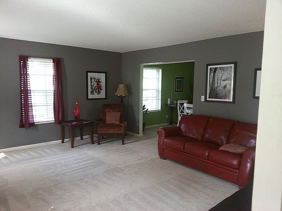 5th image of 4200 Highwood Dr