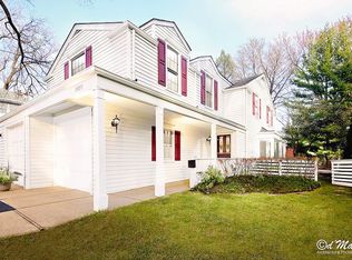 1020 Illinois Rd, Wilmette, IL 60091