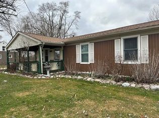 2281 Lindell Rd, Sterling Heights, MI 48310