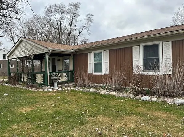 2281 Lindell Rd, Sterling Heights, MI 48310