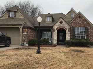 10212 N 140th Ct E, Owasso, OK 74055