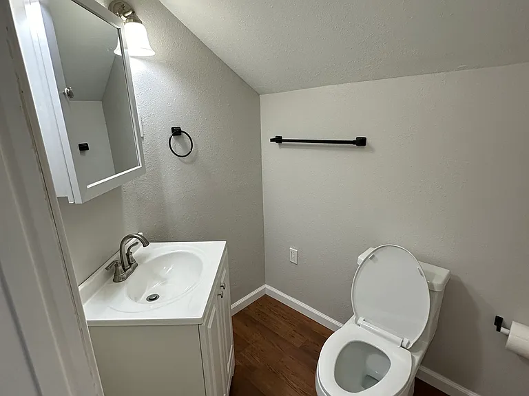 106 S Washington St — Photo 10