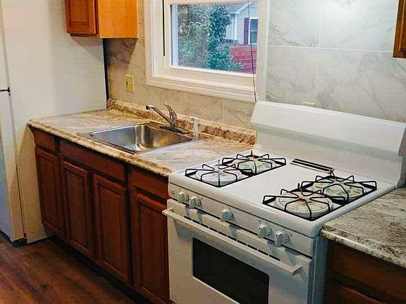 2nd image of 72 Ortoleva Dr