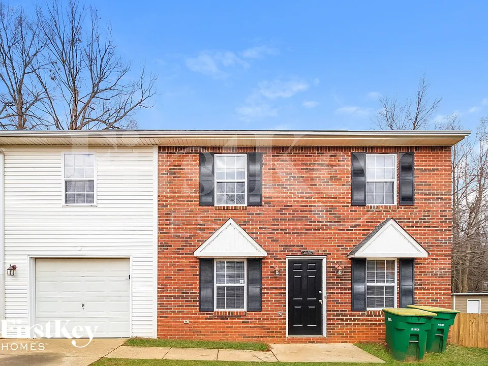5840 Sir Knight Cir