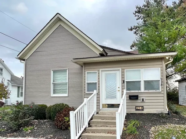 212 N Howard St, Greentown, IN 46936