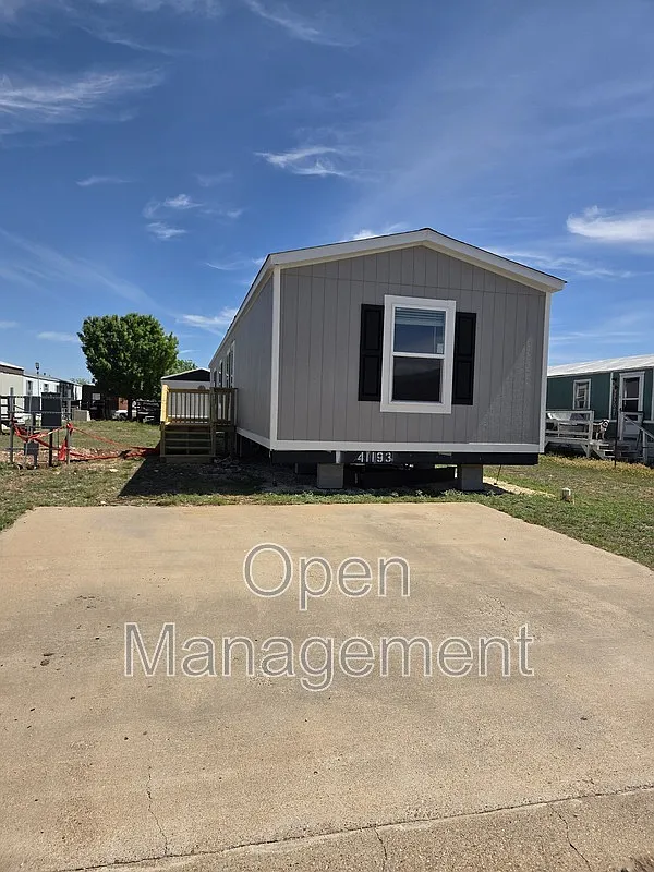 Building Photo - 3300 Voight Blvd #424