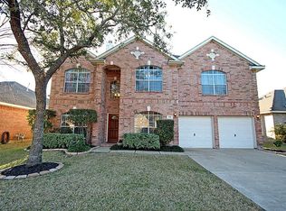 830 Norfolk Dr, Pearland, TX 77584