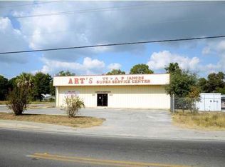 125 Lovejoy Rd NW, Fort Walton Beach, FL 32548