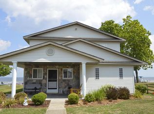 10298 W Shore Dr, Houghton Lake, MI 48629