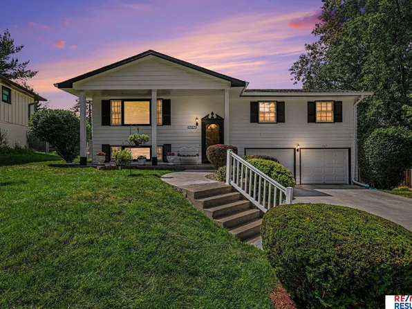 707 Sherman Dr, Bellevue, NE 68005