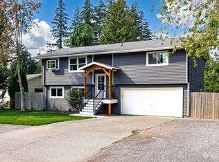 1458 Hillspring Rd, Bellingham, WA 98226