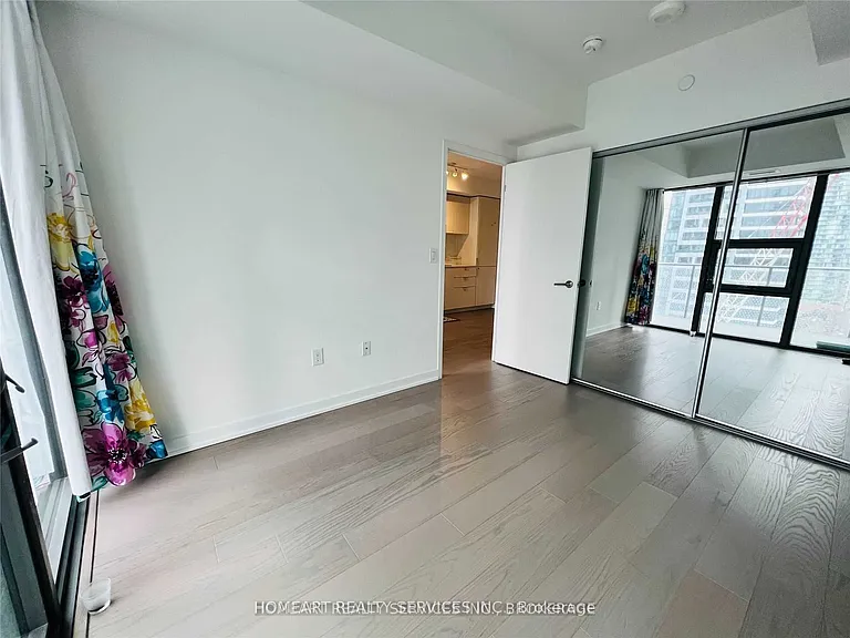 11 Wellesley St W #1309 — Photo 12