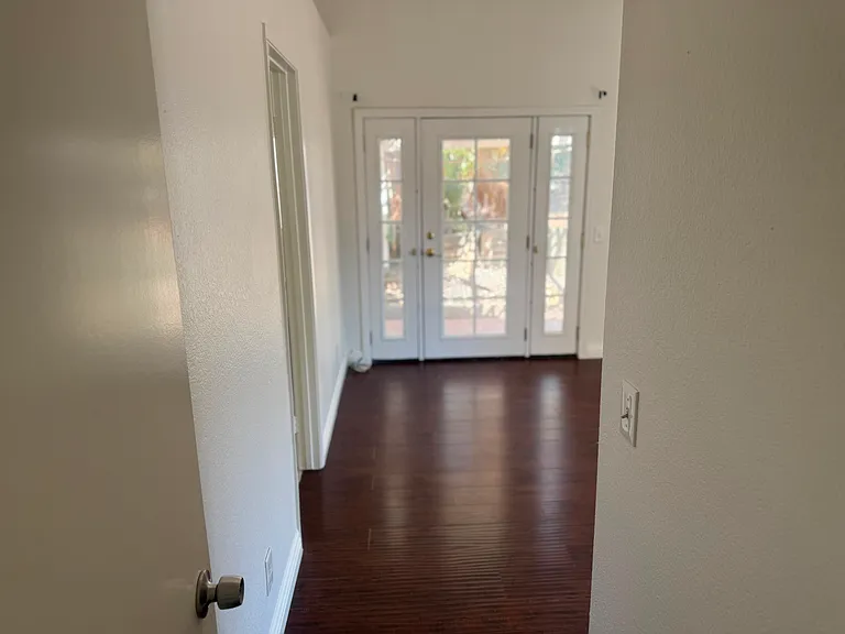 12001 Weeping Willow Ln — Photo 4