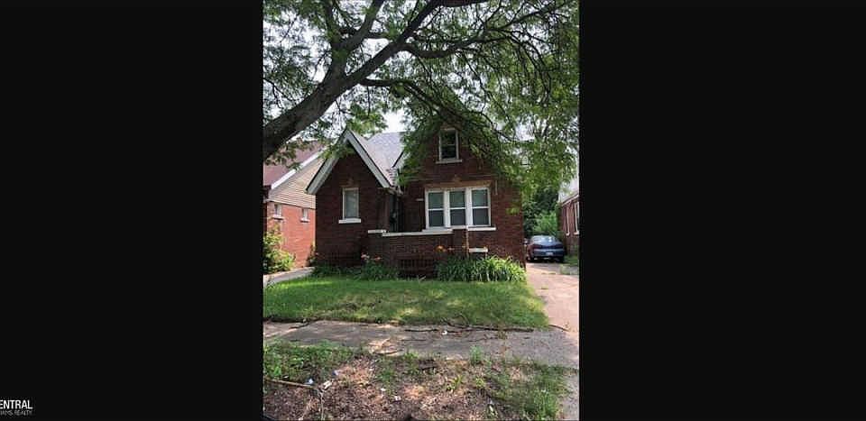 2nd image of 15366 Snowden St