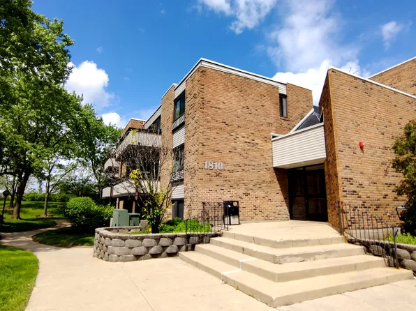 1810 Hemlock Pl APT 110, Schaumburg, IL 60173