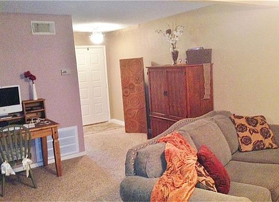 5th image of 39 Hideaway Dr