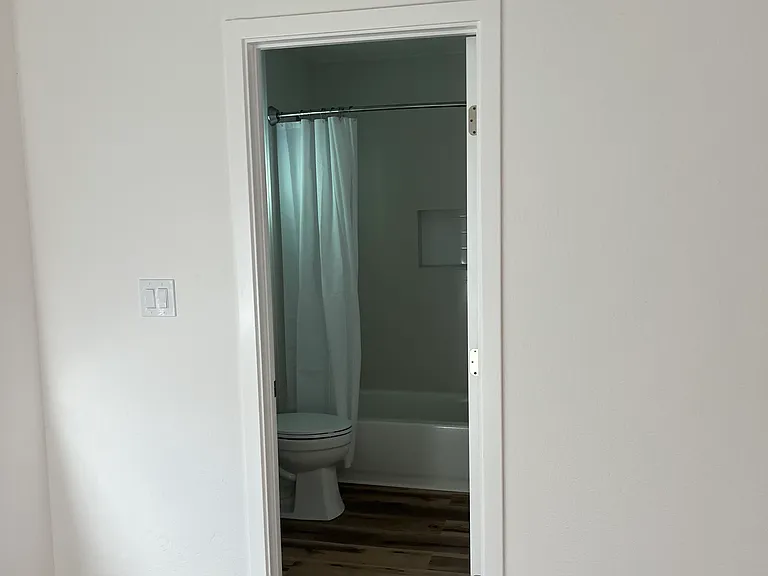 12 Greenwood Ln #1 — Photo 8