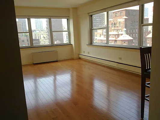 Rented by Medow Property | media 33