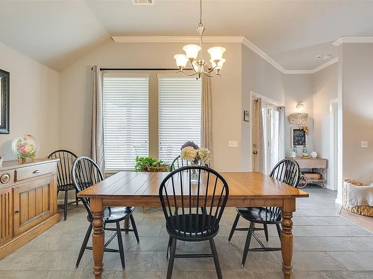 18500 Summer Grove Ave — Photo 15