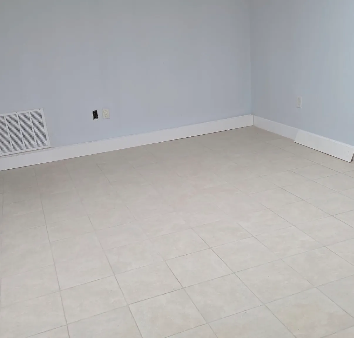 2 bed, 850 sqft, $1,200 — Photo 4