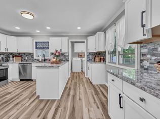300 Donna Dr, Hopkinsville, KY 42240