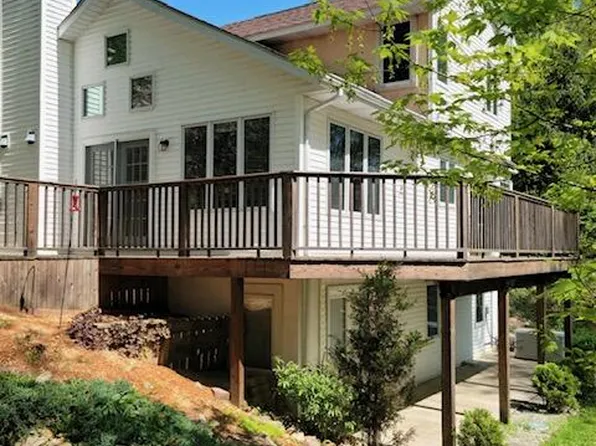 6130 N 35th St, Richland, MI 49083