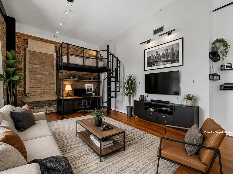915 Franklin St #2L — Photo 13