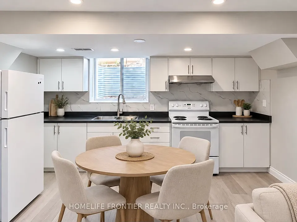 79 Pertosa Dr