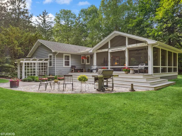 13541 Prairie Rd, Three Oaks, MI 49128