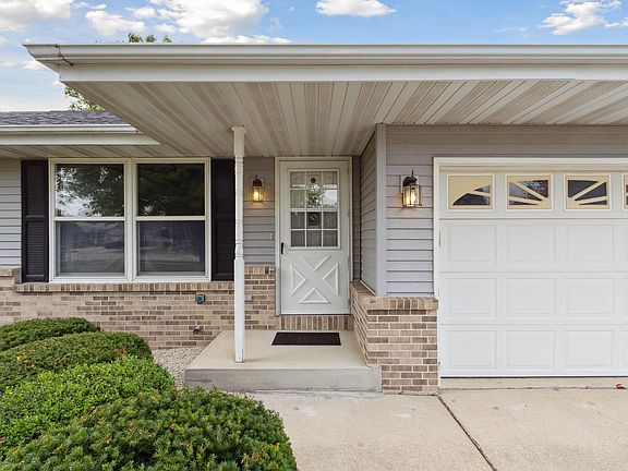 4th image of 2021 Savanna Dr
