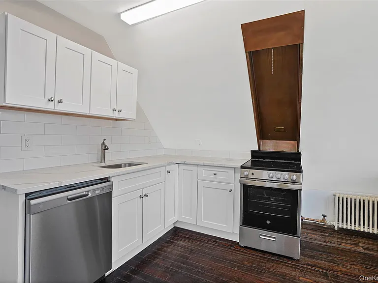 9 Ridgeview Ave — Photo 16