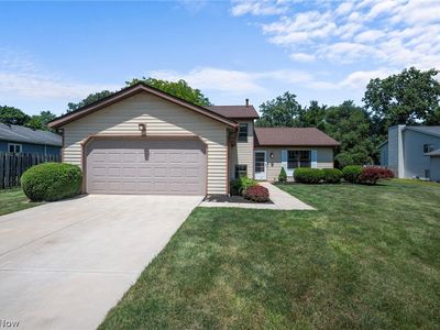 25334 Tyndall Falls Dr, Olmsted Falls, OH, 44138