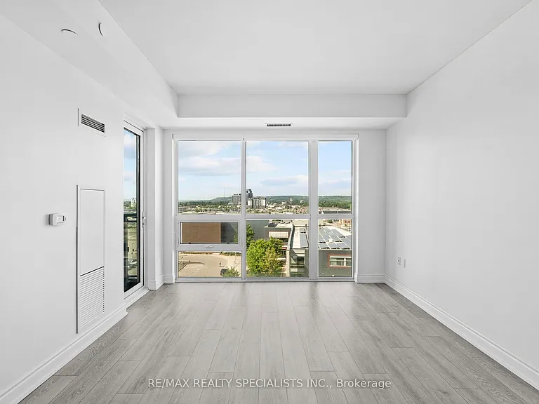 1050 Main St E #718 — Photo 12