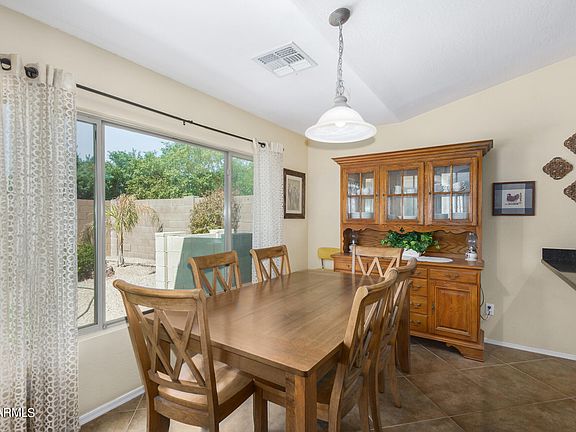 4th image of 4980 E COLONIAL Drive