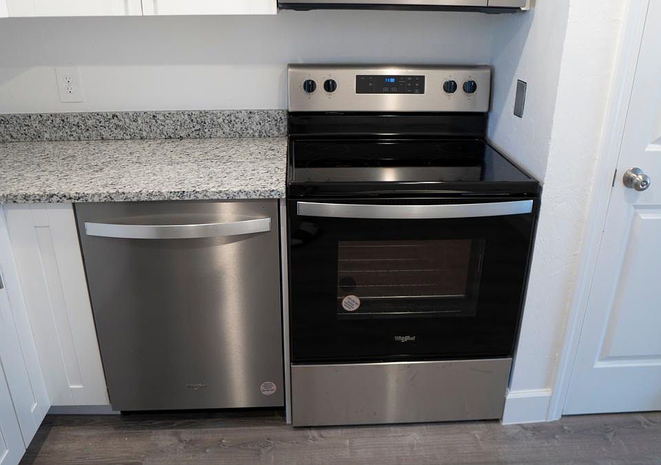 1st image of 142 SW 47th Ter #1