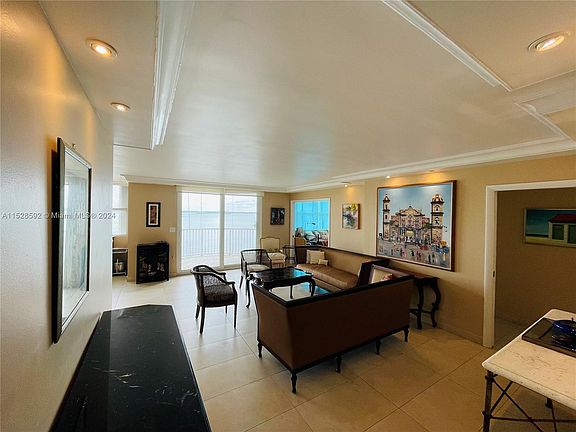 5th image of 1420 Brickell Bay Dr APT 603A