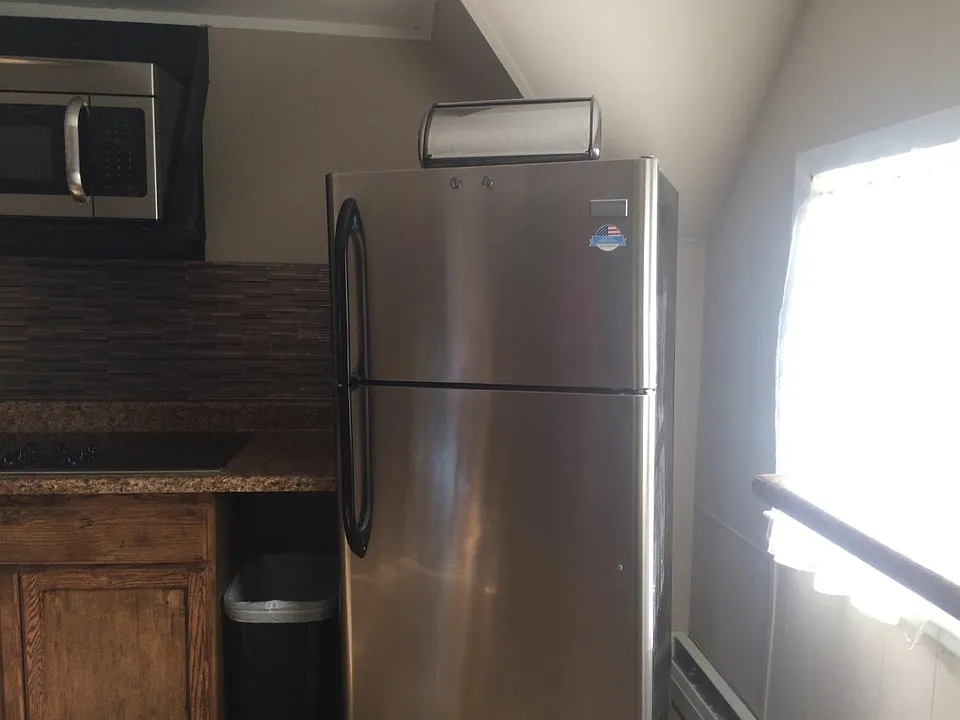 refridgerator