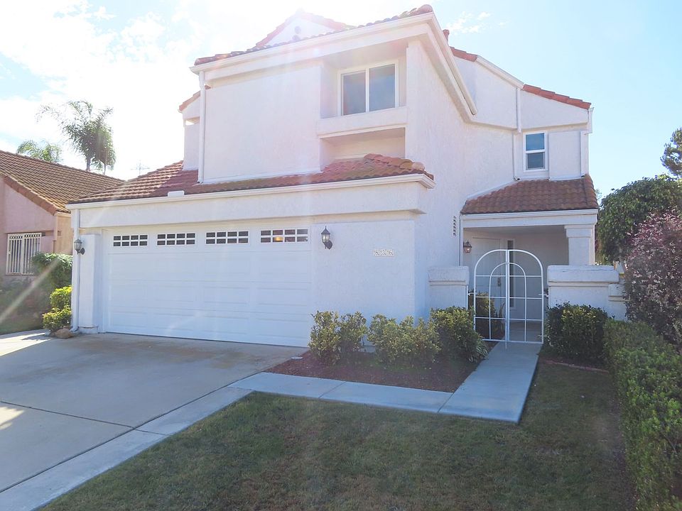 1st image of 836 Cedarbend Way