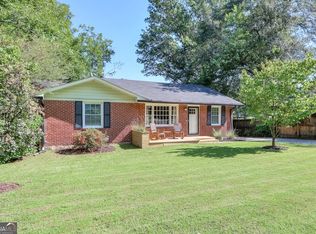 885 Scott Cir, Decatur, GA 30033